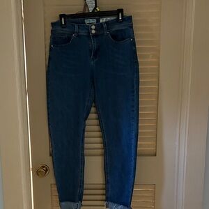 Indigo Rein Dark Blue Ankle Jeans